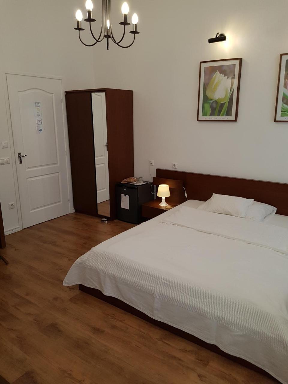 Connection Guesthouse Budapest Extérieur photo