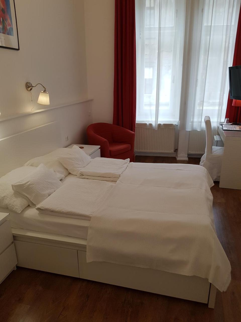 Connection Guesthouse Budapest Extérieur photo